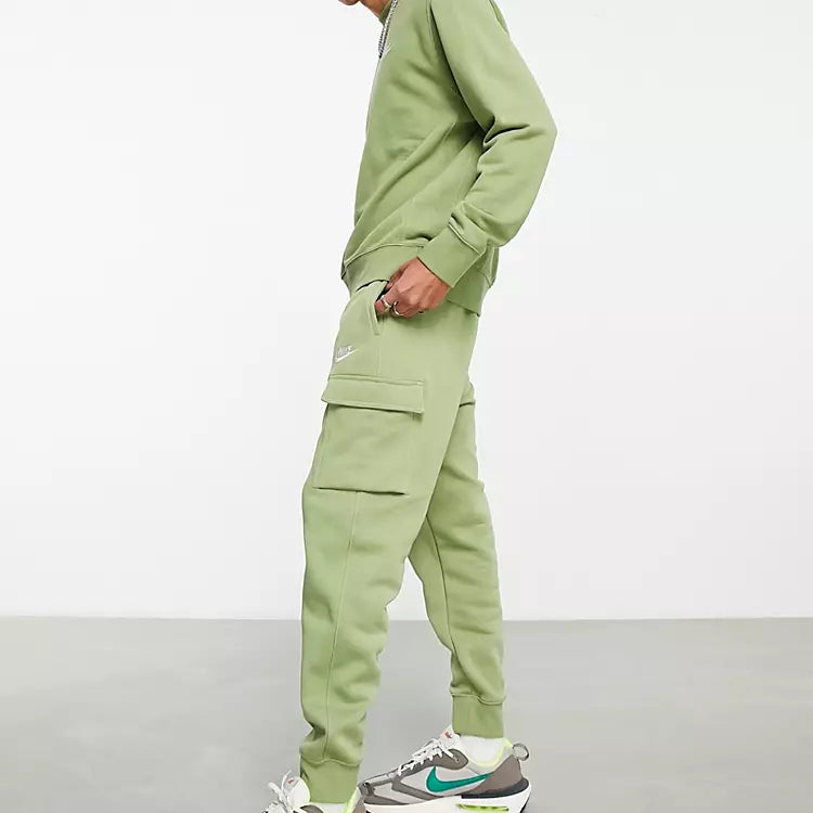 Nike Club cargo joggers Maroc