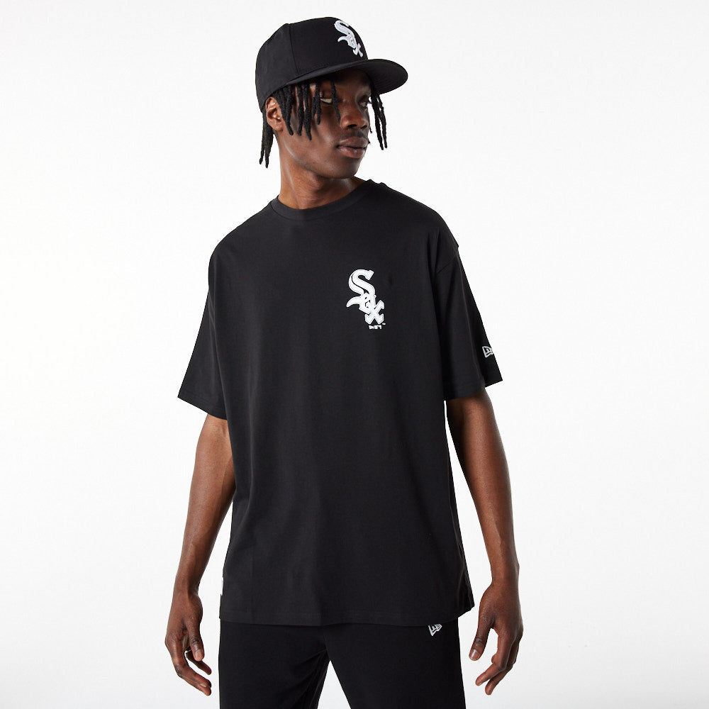 New Era T-Shirts, Tops & Vests  Chicago White Sox League Essential Black  Oversized T-Shirt - · Kales Tiles