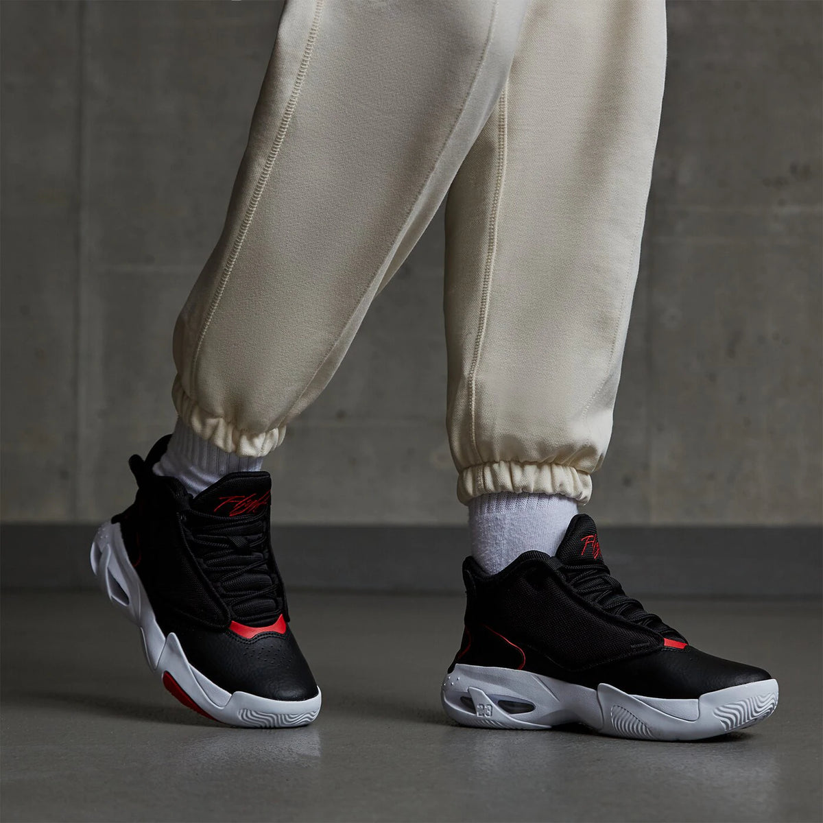 Jordan Max Aura GS 'Bred' – LondonShop Maroc