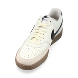 NIKE SNEAKER COURT VISION LOW - SAIL/LIGHT OREWOOD BROWN/BLACK