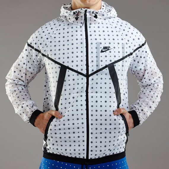 Nike Sportswear Tech Hyperfuse Windrunner Jacket - White/Black