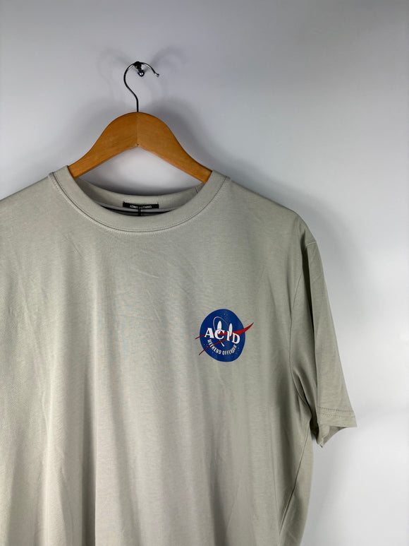 Weekend Offender Graphic T-Shirt