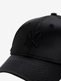 New Era New York Yankees 9FORTY Satin Black Cap For Women