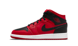 Air Jordan 1 Mid Reverse Bred