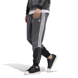 adidas Originals Men's Closed Cuff Jersey Tapered Joggers
