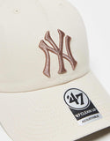 47 Brand NY Yankees clean up baseball cap in beige with tonal logo