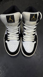 baskets mi-montantes Air Jordan 1 SE 'Black/Gold Patent Leather'