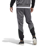 adidas Originals Men's Closed Cuff Jersey Tapered Joggers