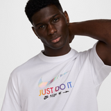 Nike Sportswear Men's T-Shirt