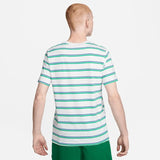 NIKE Sportswear Club Multicolor t-shirt