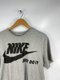 Nike T-shirt