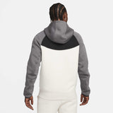 Nike Sportswear Tech Fleece Windrunner
Men's Full-Zip Hoodie