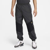 Nike Air
Men's Woven Trousers