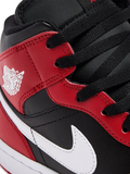 Air Jordan 1 Retro High sneakers
