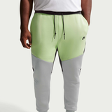 Nike Tech
Men's Fleece Joggers