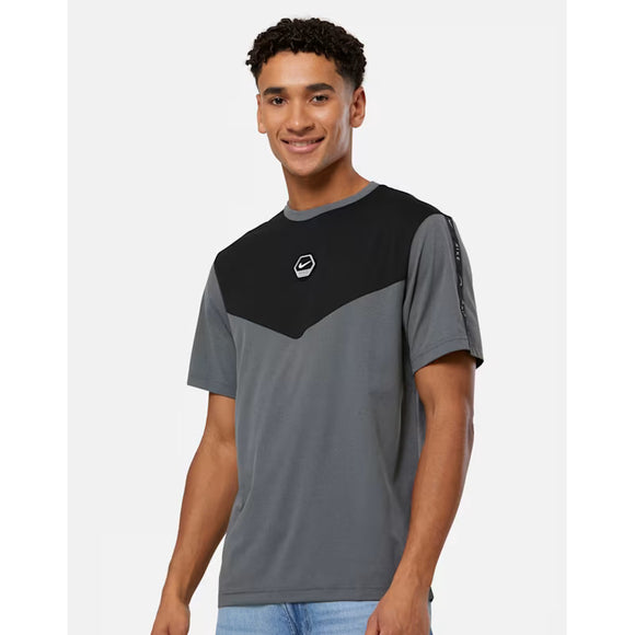 Nike Mens CitySide T-Shirt
