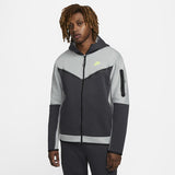 Nike Sportswear Tech Fleece
Men's Full-Zip Hoodie