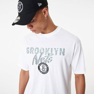 Team Script Brooklyn Nets Oversized T-Shirt