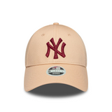 9FORTY New York Yankees Womens MLB Metallic Logo Pastel Pink 9FORTY Adjustable Cap