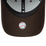 New York Yankees MLB Animal Infill Dark Brown 9FORTY Adjustable Cap
