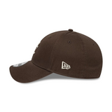 New York Yankees MLB Animal Infill Dark Brown 9FORTY Adjustable Cap