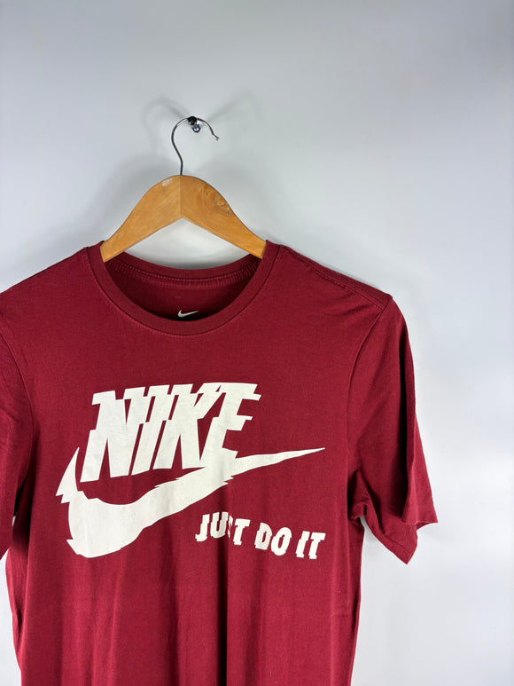 Nike  T-shirt