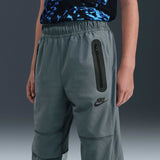 Nike Tech
Older' (Boys') Woven Trousers