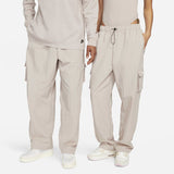 NIKE Sportswear Essential High-Rise Woven Cargo Pants