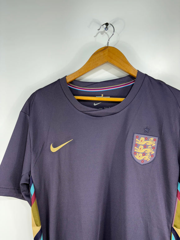 Nike T-shirt