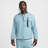 Nike Tech
Men’s Jacket and Top
