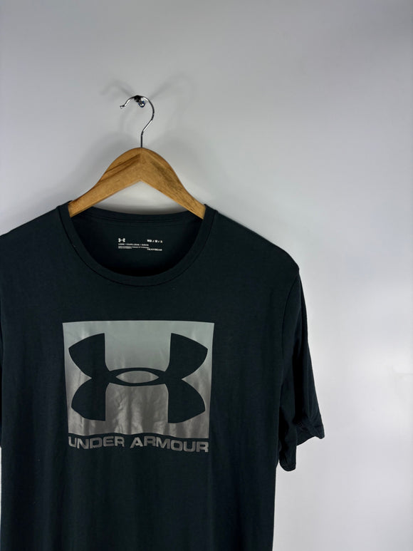 Under Armour T-shirt