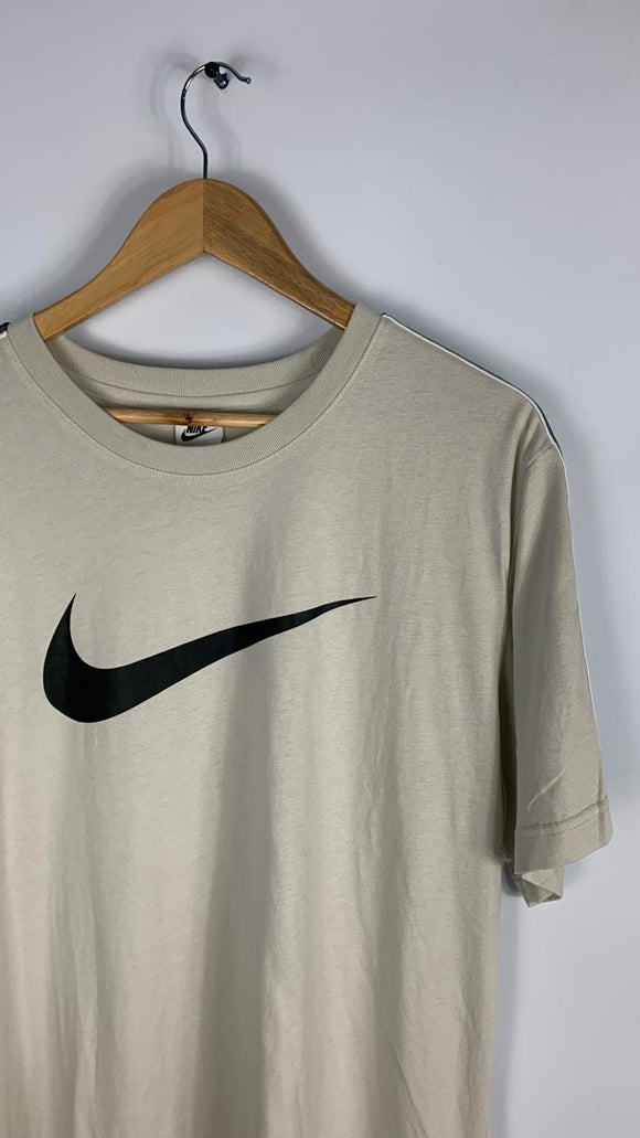Nike  T-Shirt