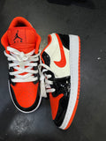Jordan 1 Low SE