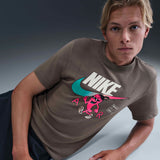 Nike air sportswear T shirt