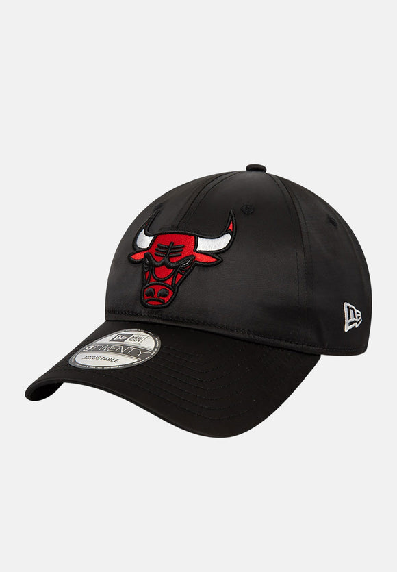 Chicago Bulls NBA Satin Black 9TWENTY Adjustable Cap