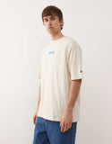 New Era NY Yankees graphic oversized t-shirt with back print in white.