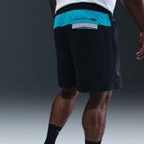Nike Tech
Men's Woven Shorts