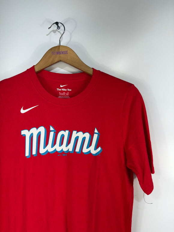 nike T shirt