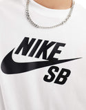 Nike SB - T-shirt met logo in wit