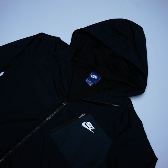 Nike jacket ( مستعمل )