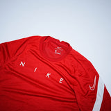 Nike  T-shirt ( مستعمل )