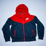 Nike jacket ( مستعمل )