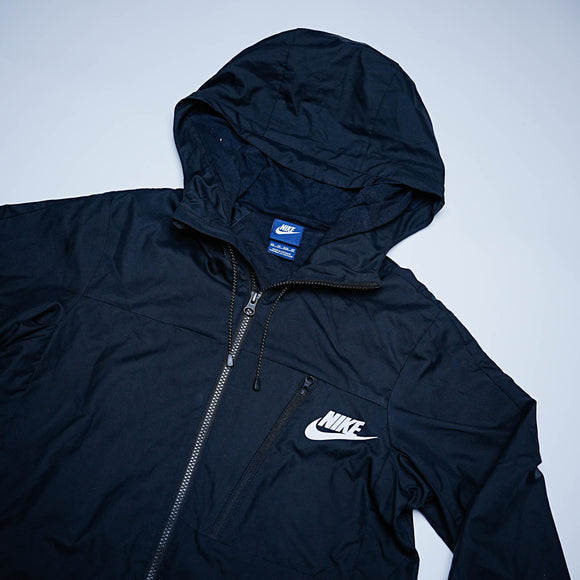 Nike jacket ( مستعمل )