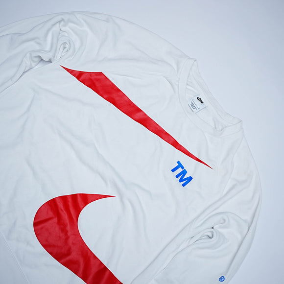 Nike sweatshirt ( مستعمل )