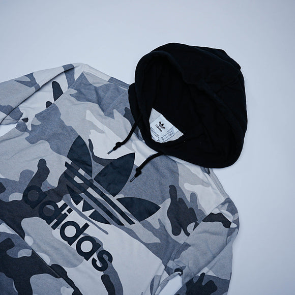 Adidas Original Hoodie ( مستعمل )