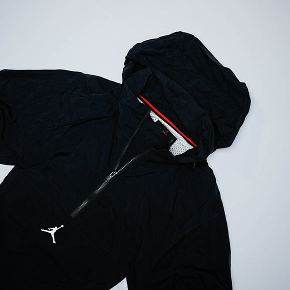 NIKE JORDAN JACKET ( مستعمل )