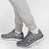 Nike Air
Men's Fleece Cargo Trousers