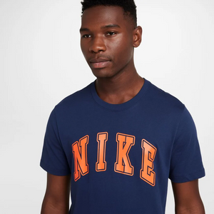 Nike Sportswear Club t-shirt