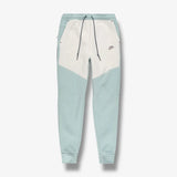 Nike Tech Men's Fleece TRACKSUIT - Dusty Sage/Light Orewood Brown/Plum Eclipse