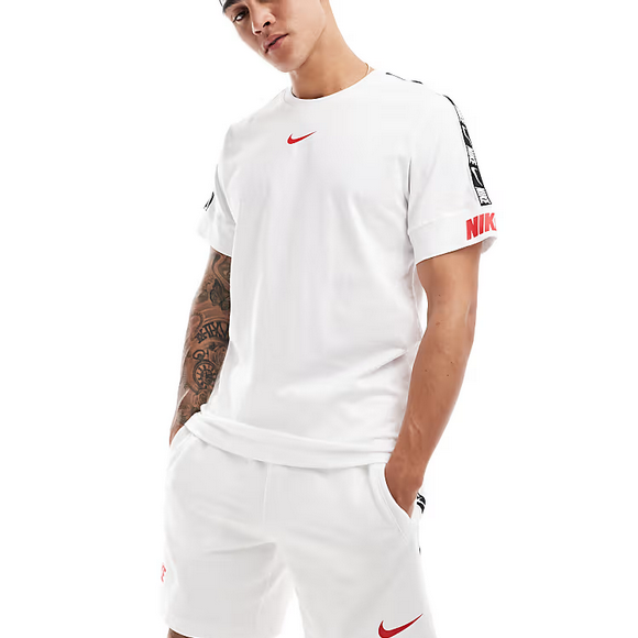 Nike Repeat t-shirt in white